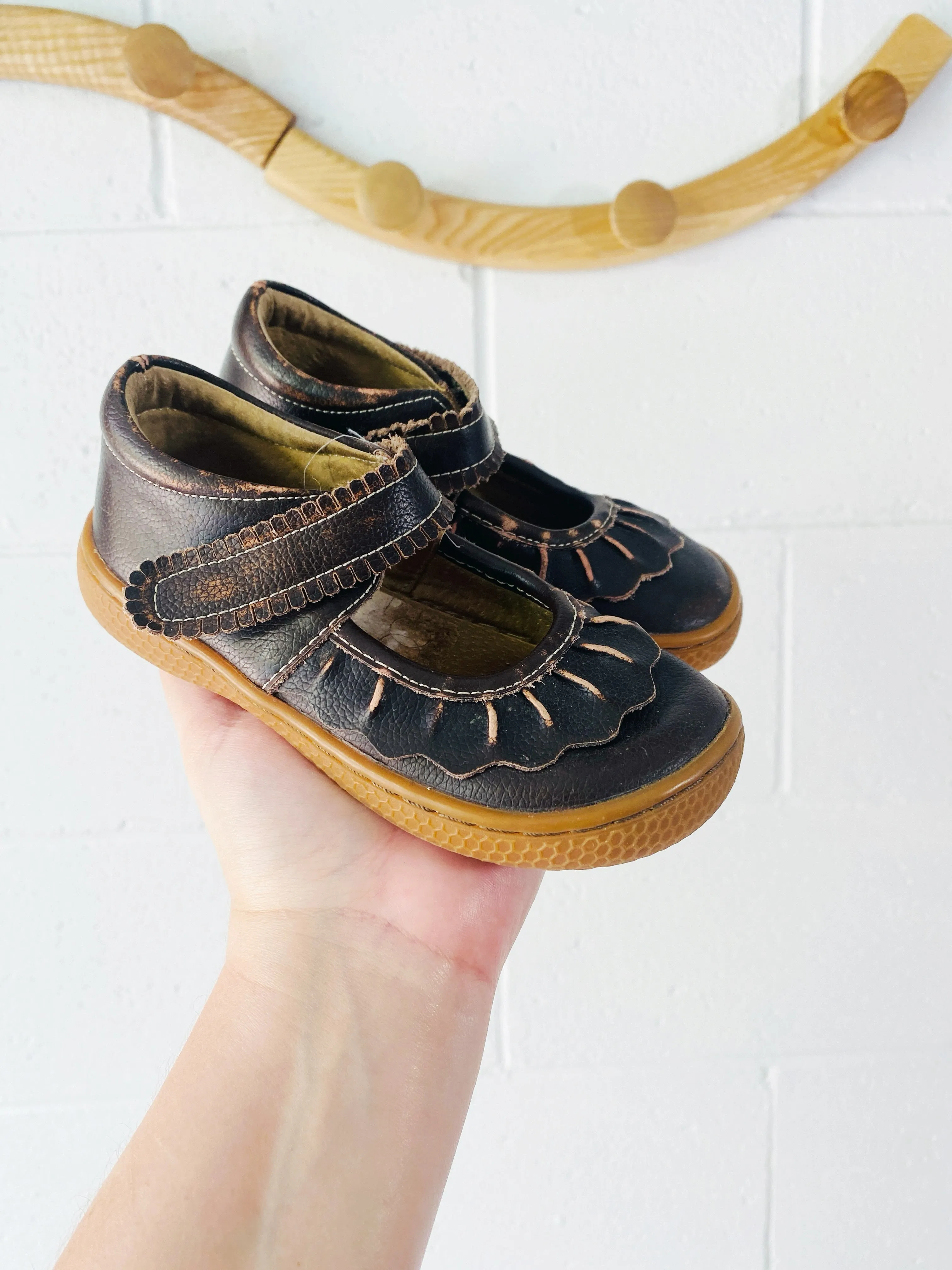 Livie & Luca Mocha Mary Janes, size 9